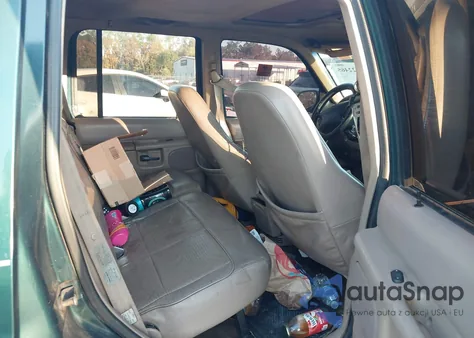 1997 Ford Explorer Eddie Bauer/Limited/Xlt из США, поврежденный, VIN 1FMDU32P8VUB29147